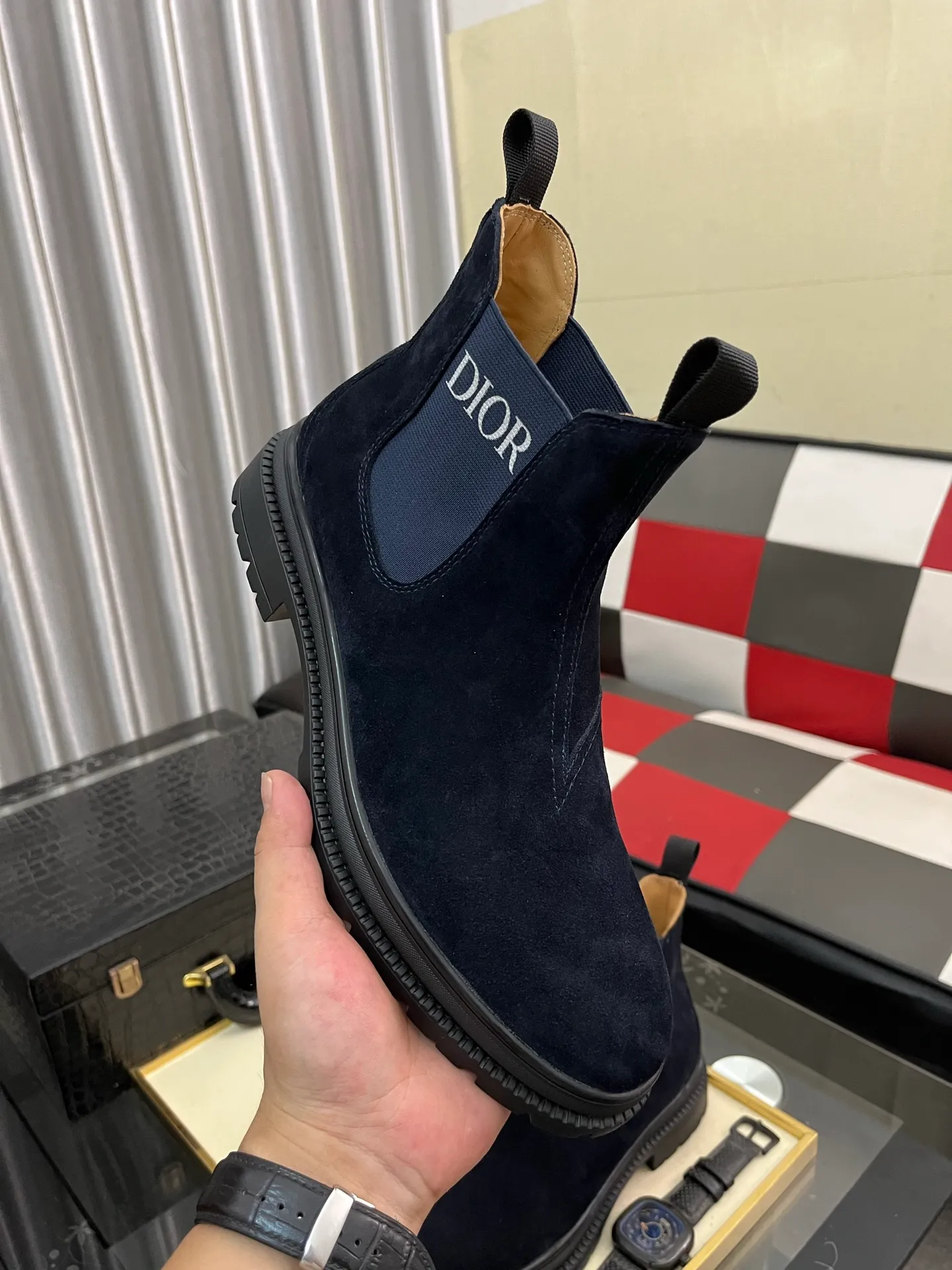 Men's shoes 💰500⌚️⌚️"Dior" Gaoban short boots ⚠️⚠️Top purchasing agents🔍🔍Men's 2023 HK counters are on sale simultaneously. Sole: The original sole is specially provided by the original factory. The exclusive movable molded sole is super comfortable. The original factory and the single product are handmade🔍🔍. The details determine the quality. We only make shoes with care. You can enter and exit the counter at will. Welcome to compare. 🇮🇹Size: 38-444️⃣Colors available